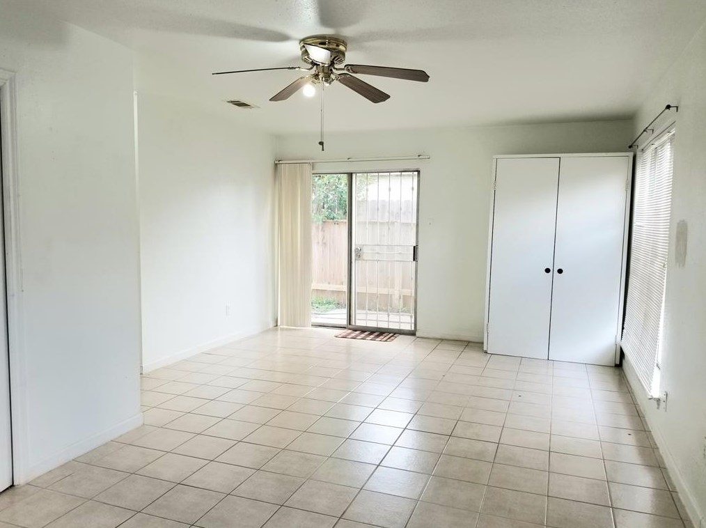 12465 Wellington Park, Houston TX  77072-3962 exterior