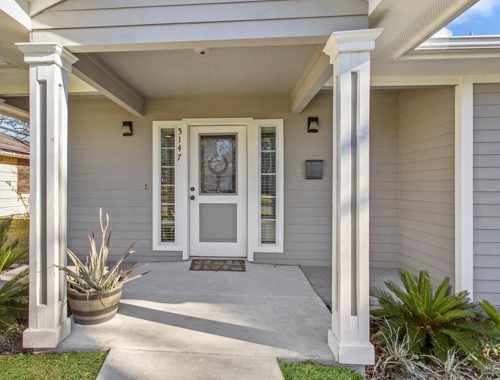 5147 Cortelyou Ln, Houston, TX 77021