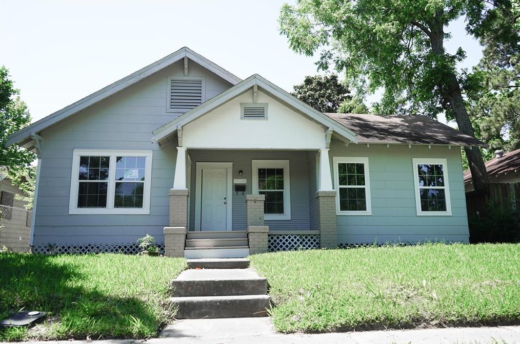 3213 Wisconsin St, Baytown TX  77520-5910 exterior