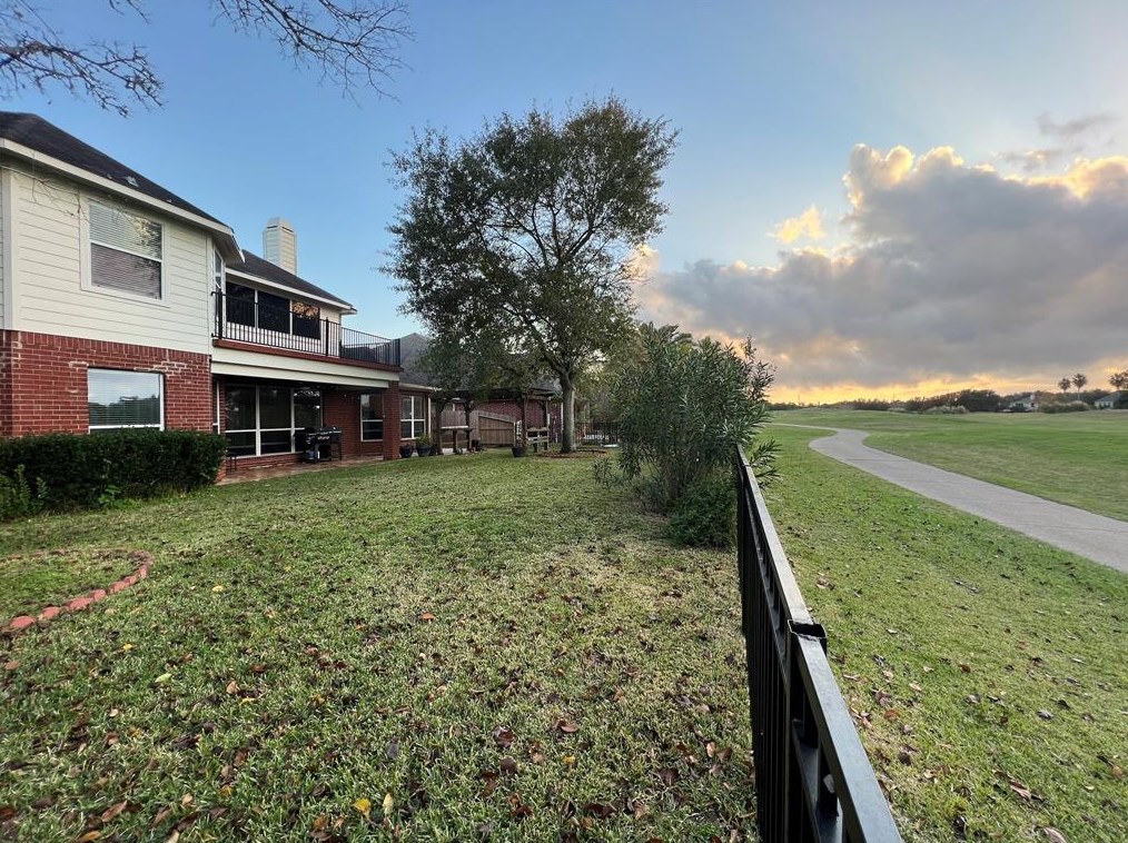 2918 Ravensport Dr, Pearland, TX 77584