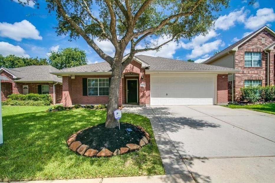 12218 Woody Hollow Dr, Tomball, TX 77375
