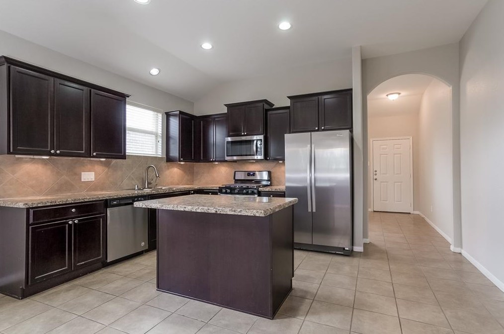2530 Montana Blue Dr, Spring TX  77373-7872 exterior