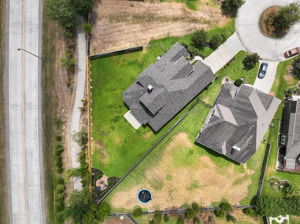 2 Prairie Falcon Pl, Spring, TX 77389-4399