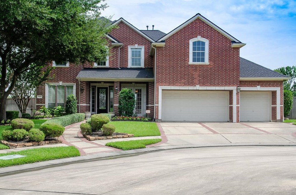 5234 Blue Cypress Ln, League City, TX 77573-6242