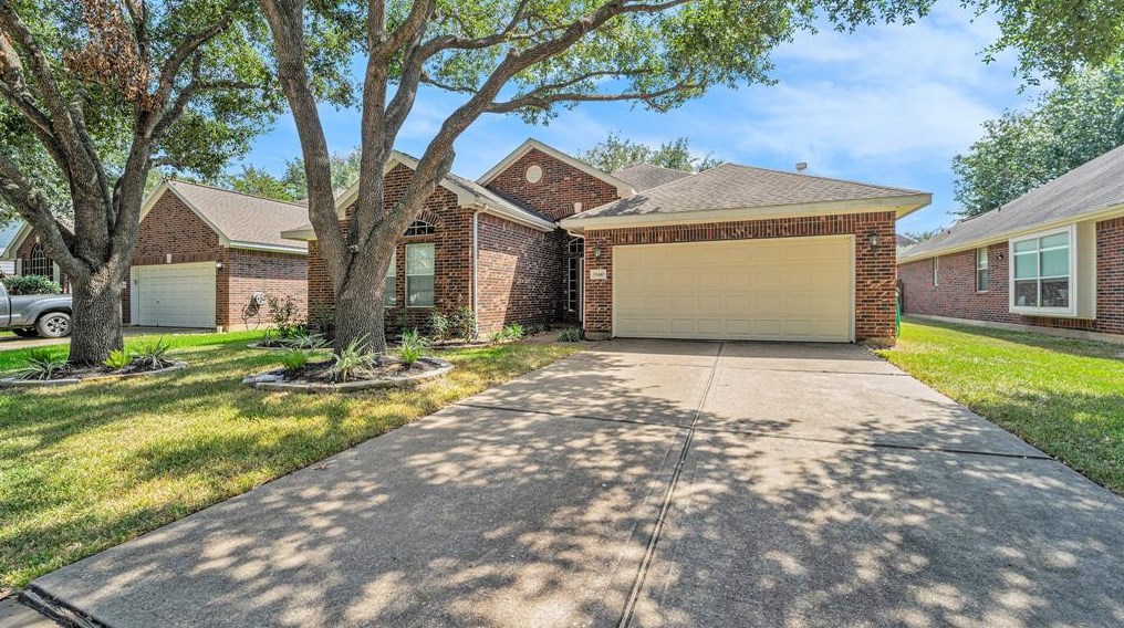 15410 Pine Valley Tr, Cypress, TX 77433
