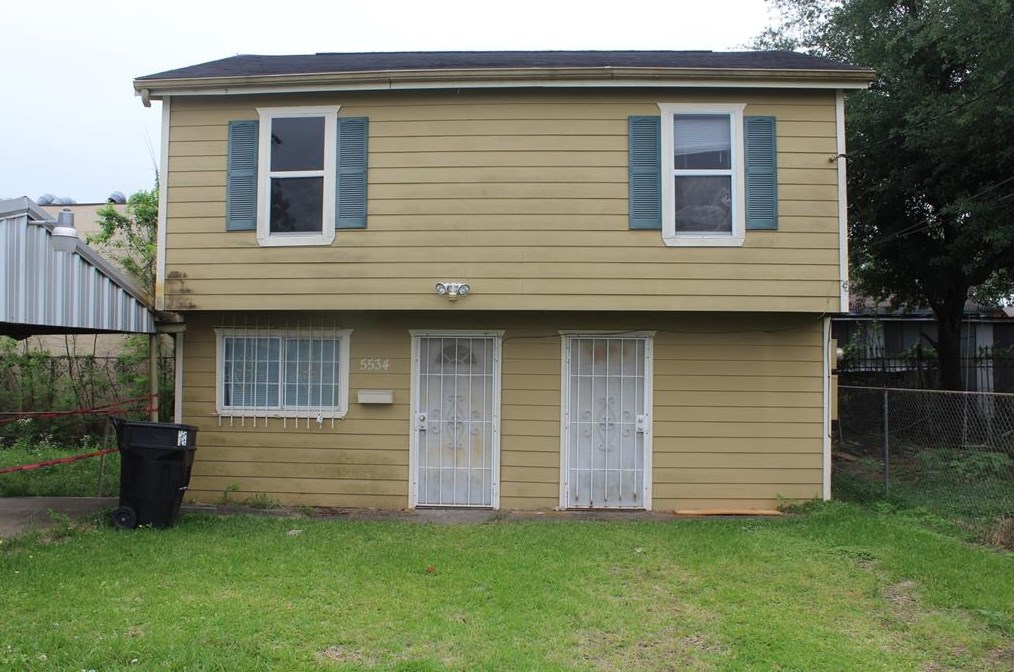 5534 Craig St, Houston, TX 77023-3703