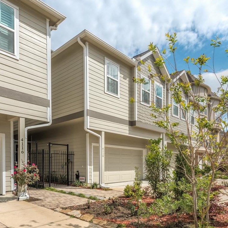 4114 Drake St, Houston, TX 77005-1028