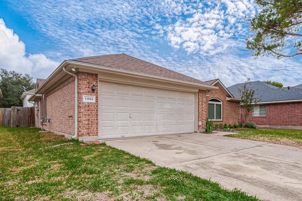 11814 Copperas Creek Dr, Sugar Land TX  77498-7336 exterior