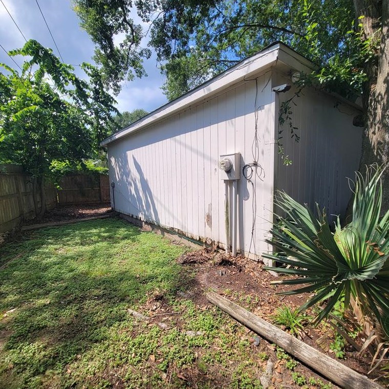 18630 Prince William Ln, Houston TX  77058-4225 exterior