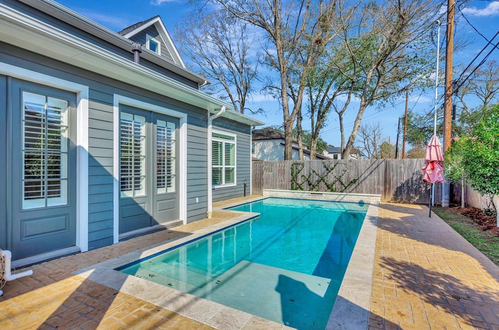 1325 Chantilly Ln, Houston, TX 77018