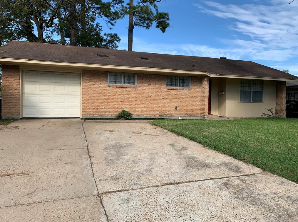7217 Gore Dr, Houston, TX 77016