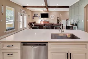 804 Catclaw Ln, Edna, TX 77957 - Photo 16