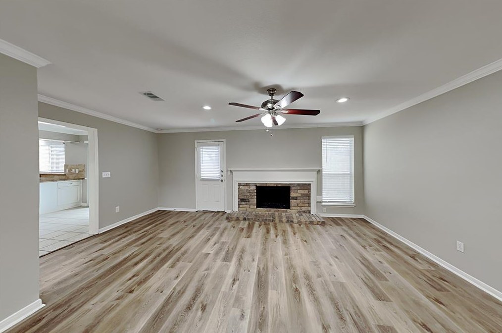 8302 Hot Springs Dr, Houston, TX 77095