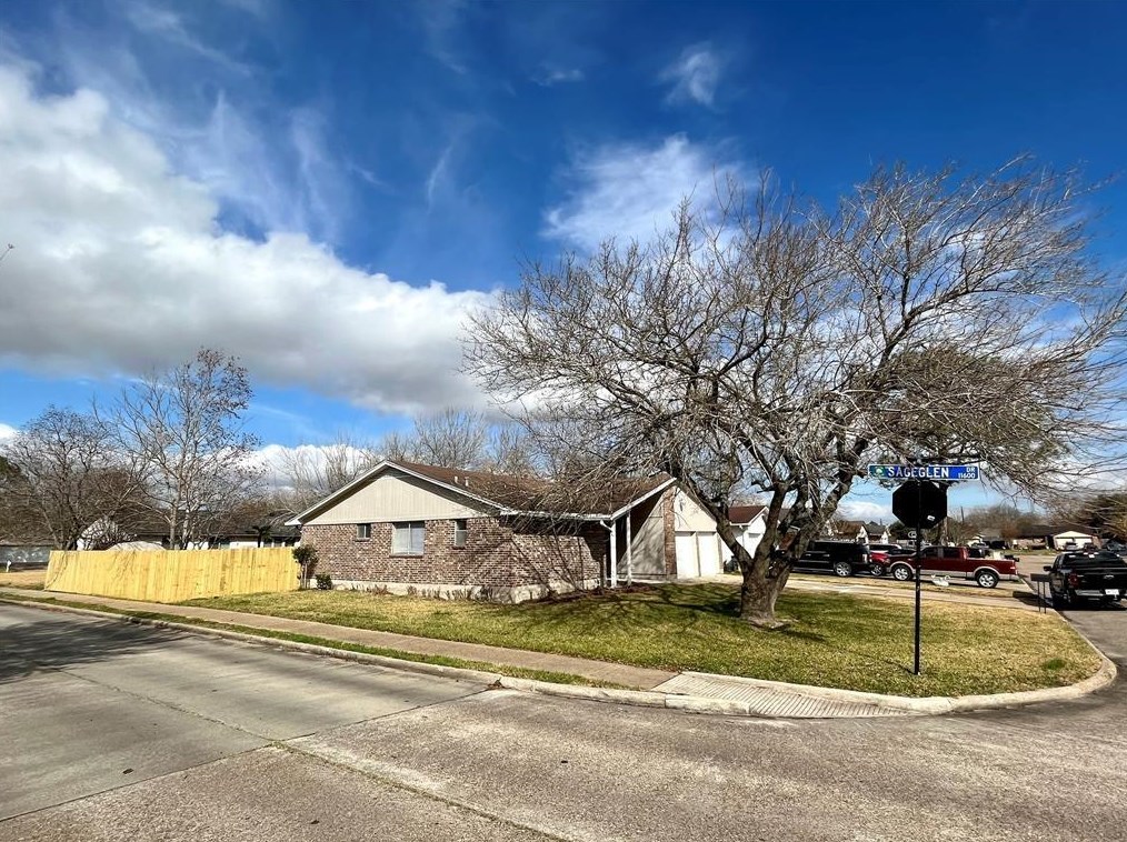 11503 Burlwood Dr, Houston, TX 77089