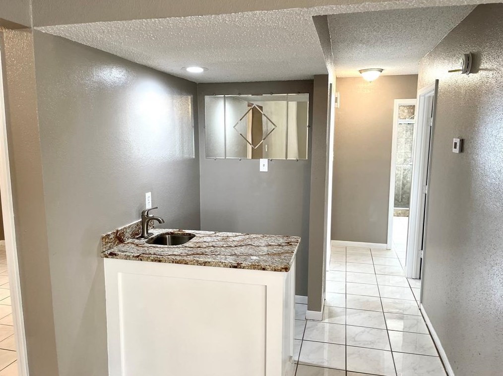 11503 Burlwood Dr, Houston TX  77089-5401 exterior