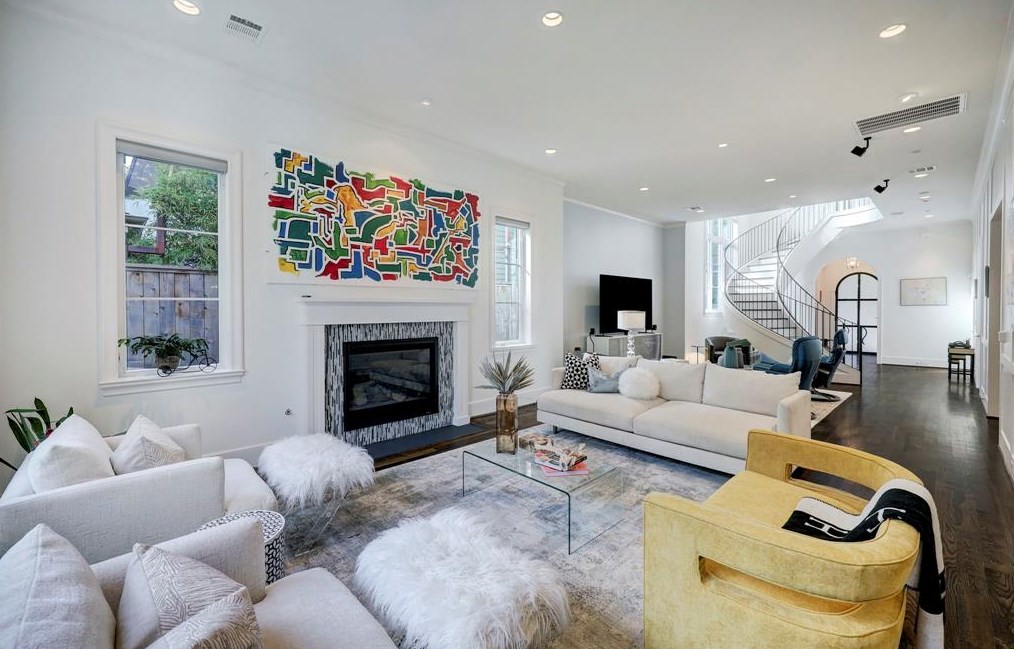 2501 Yupon St, Houston TX  77006-2533 exterior