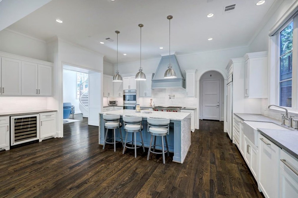 2501 Yupon St, Houston, TX 77006