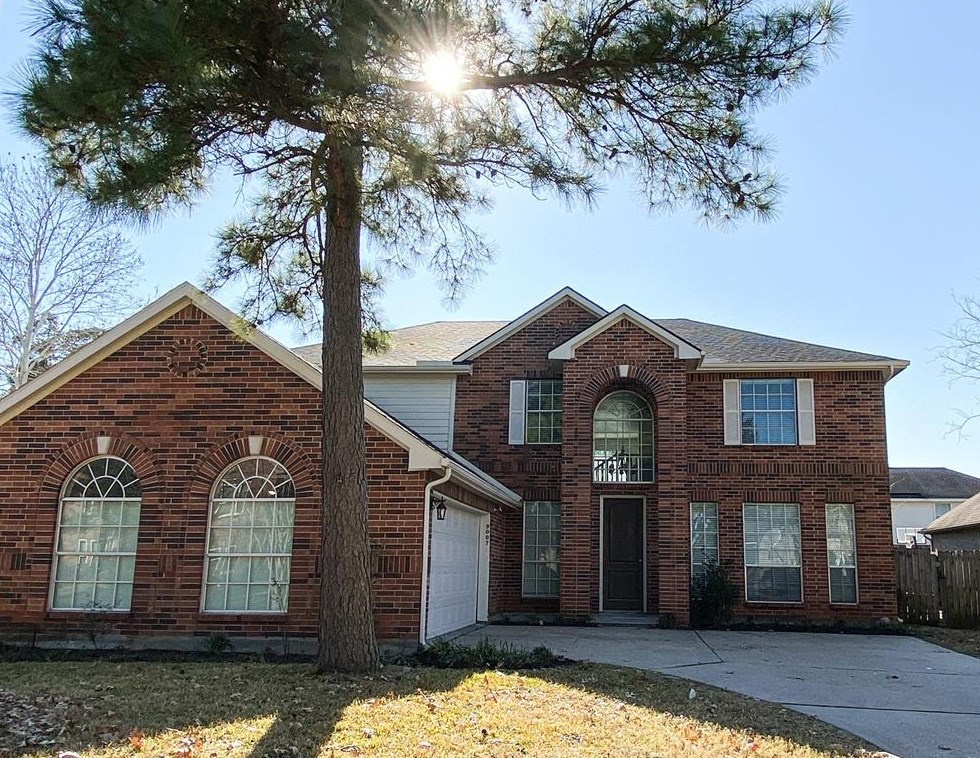 9007 Memorial Creek Dr, Spring, TX 77379-8672