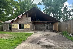 9318 Sherbourne St, Houston, TX 77016 - Photo 16