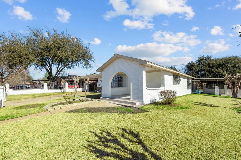 3802 San Pedro St, Houston TX  77013-3839 exterior