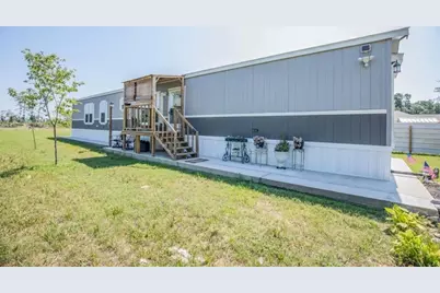 2056 Road 5210, Cleveland, TX 77327 - Photo 2