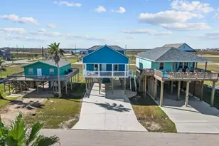 13011 Coronado Dr, Freeport, TX 77541 - Photo 32