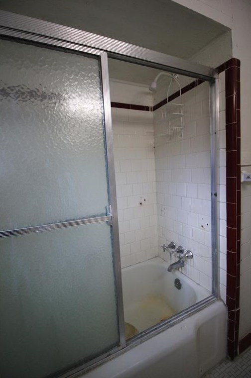 1905 Idylwood Dr, Houston TX  77023-4803 exterior