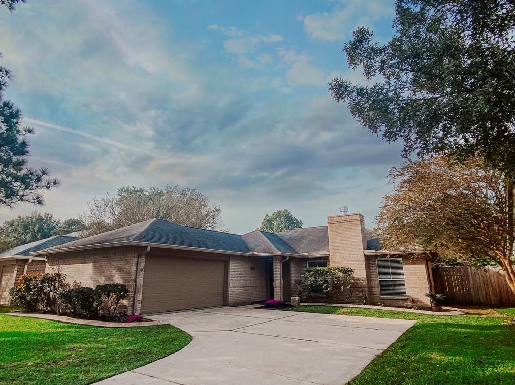 19713 Westbridge Ln, Spring, TX 77379-6017