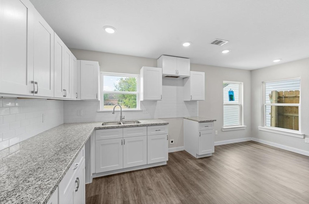 337 Connecticut St, Houston, TX 77029-4710