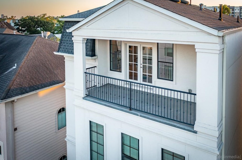 1721 Utah St, Houston, TX 77007-2150