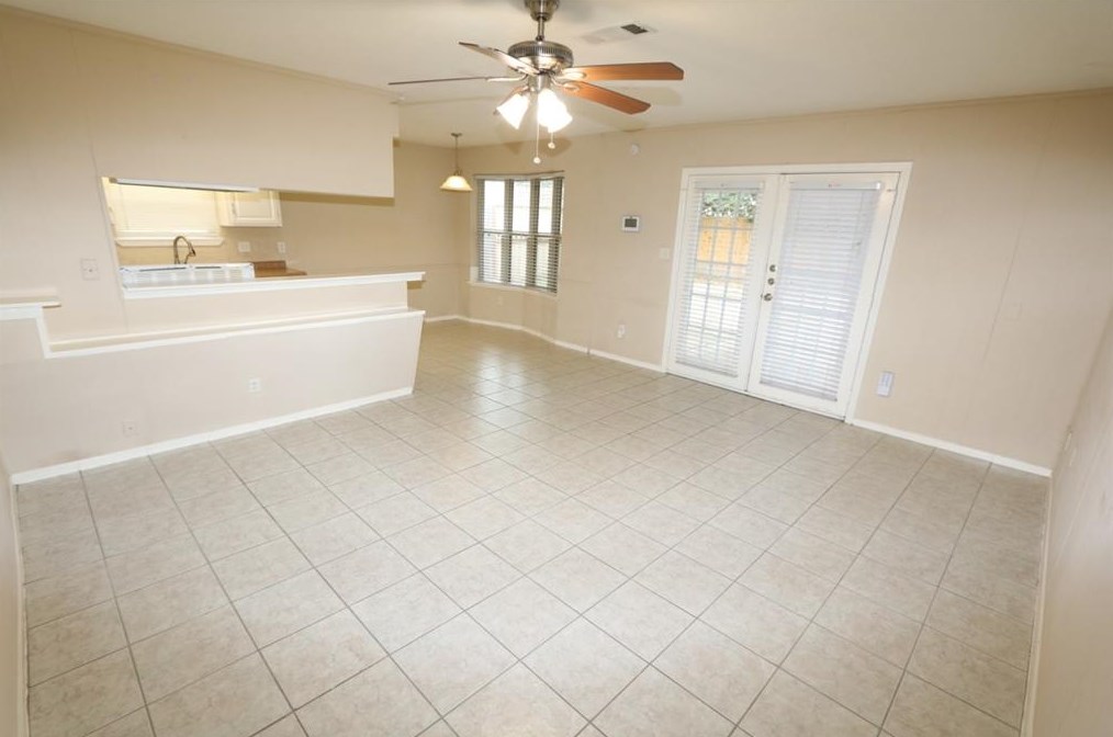 6115 Birchmont Dr, Houston, TX 77092