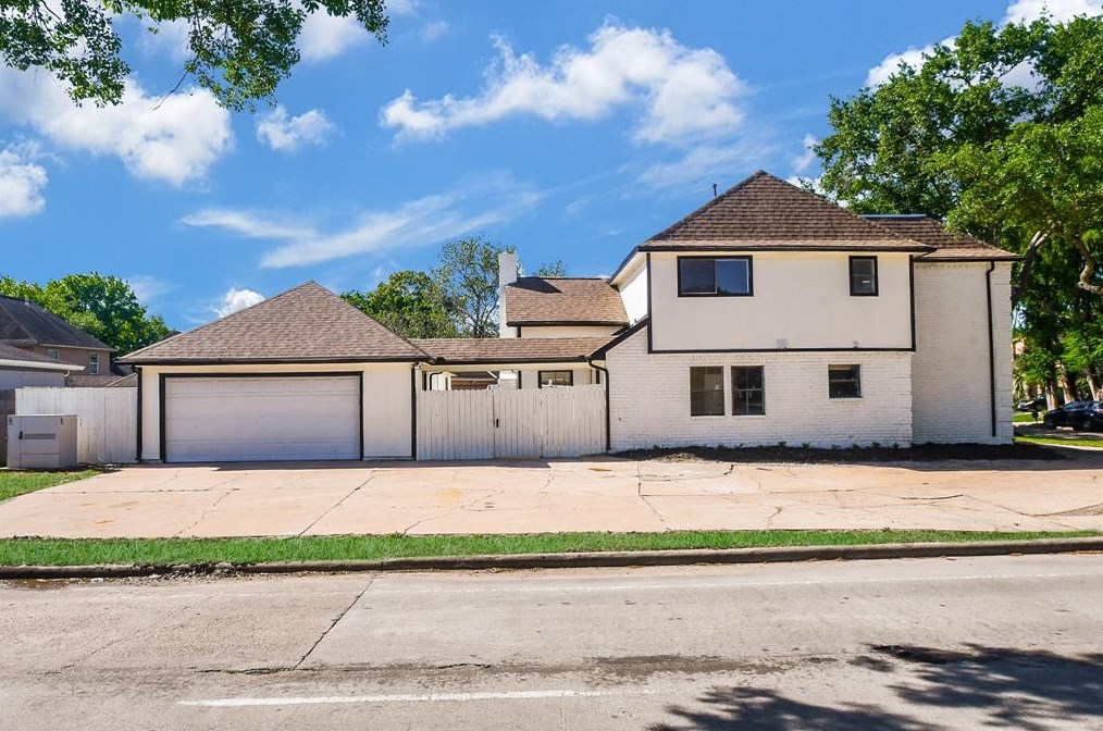 3203 Ashton Park Dr, Houston TX  77082-2215 exterior