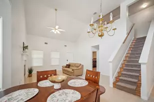 2601 S Broadway St, La Porte, TX 77571 - Photo 2