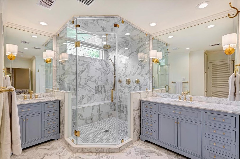 6236 Terwilliger Way, Houston TX  77056-2607 exterior