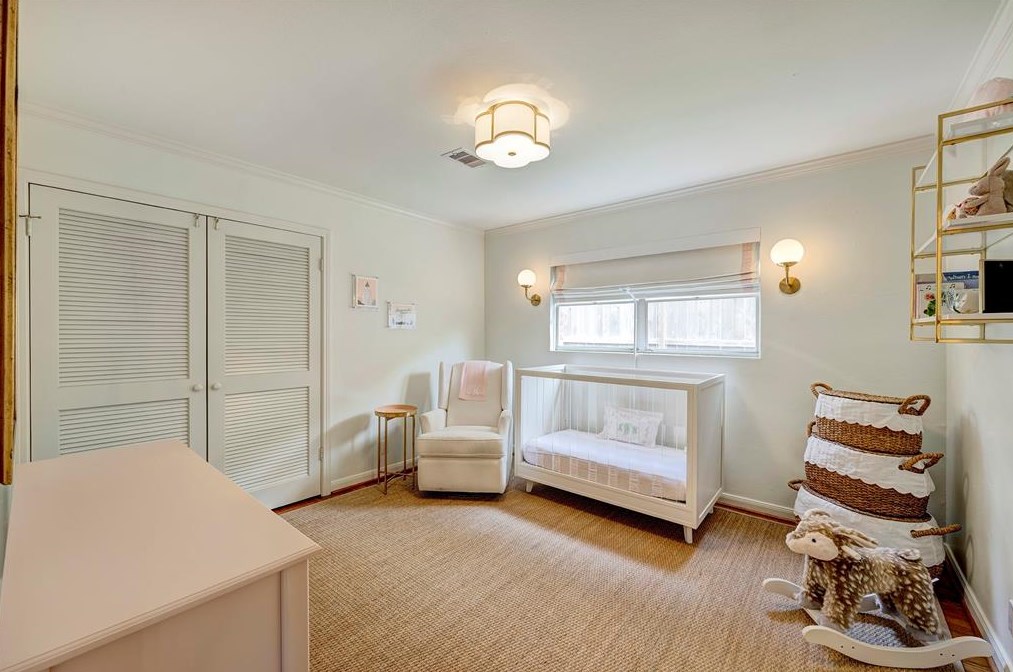 6236 Terwilliger Way, Houston TX  77056-2607 exterior