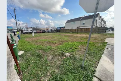 3700 Canal Street, Houston, TX 77003 - Photo 1