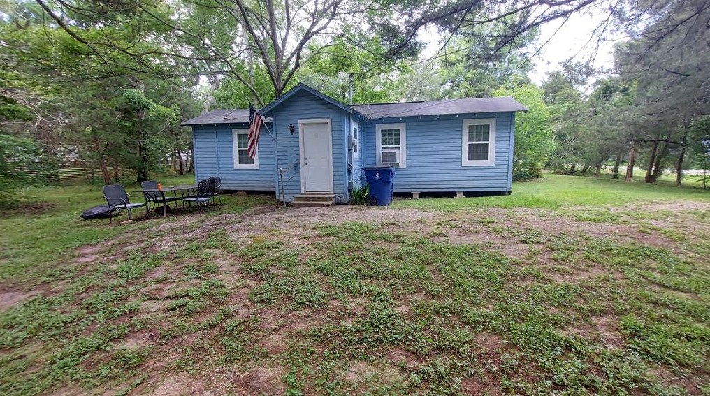 25 Cypress Dr #25, Richwood, TX 77531