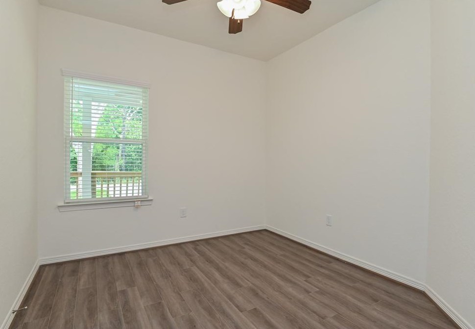 7904 Cora St, Houston TX  77088-5828 exterior