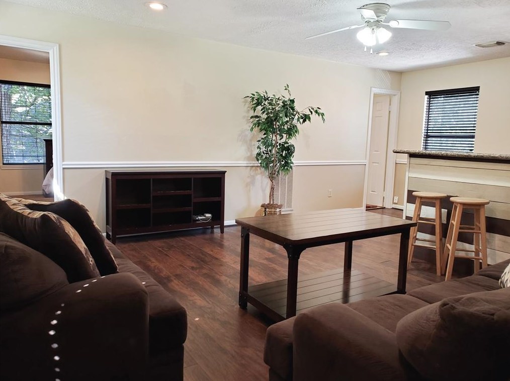11206 Hylander Dr #a, Houston, TX 77070
