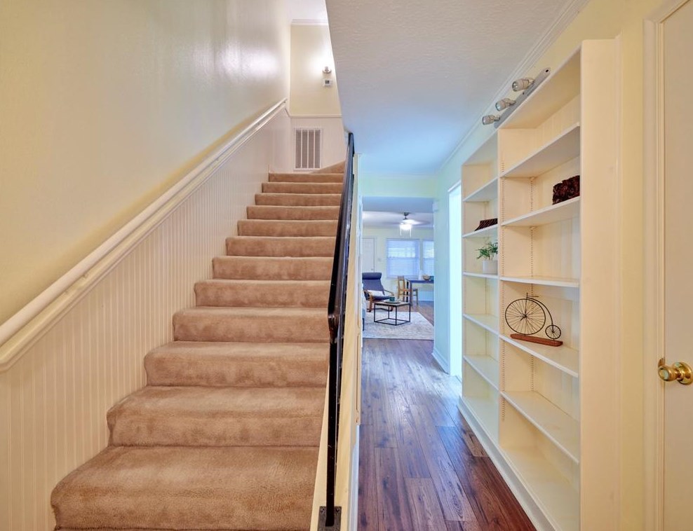 5246 Arboles Dr, Houston TX  77035-2804 exterior