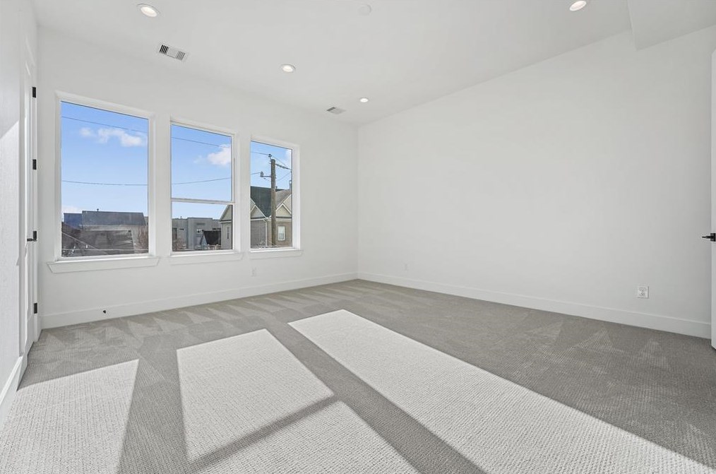 1020 15th 1/2 St, Houston TX  77008-3416 exterior