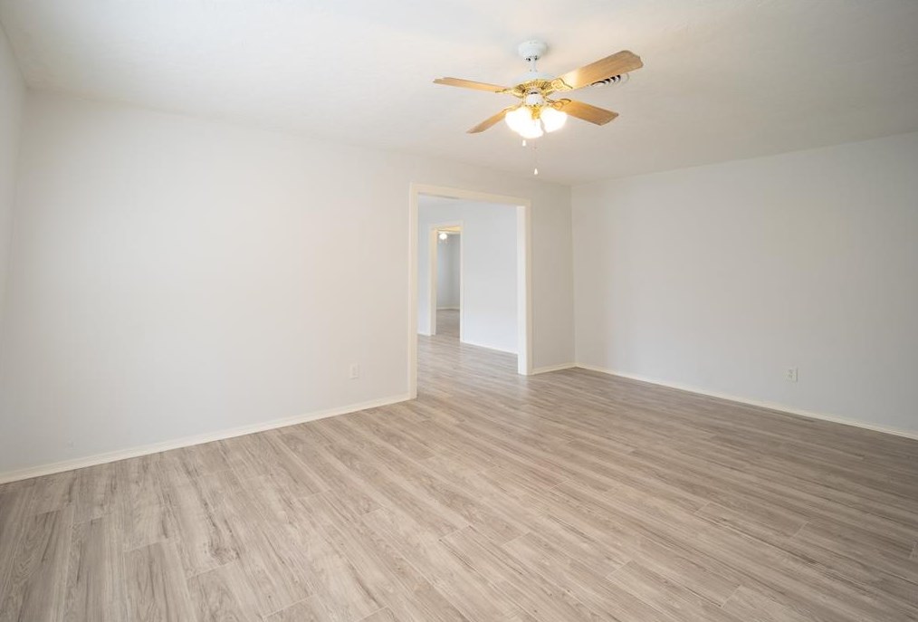 8336 Bonner Dr, Houston, TX 77017-4706
