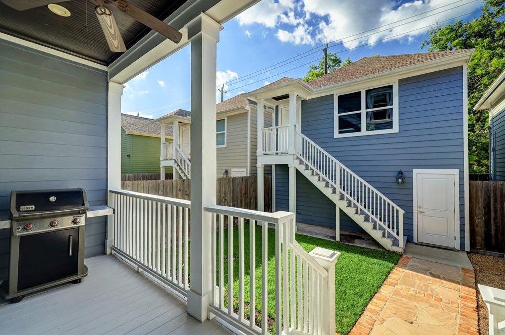 423 24th St, Houston TX  77008-2036 exterior