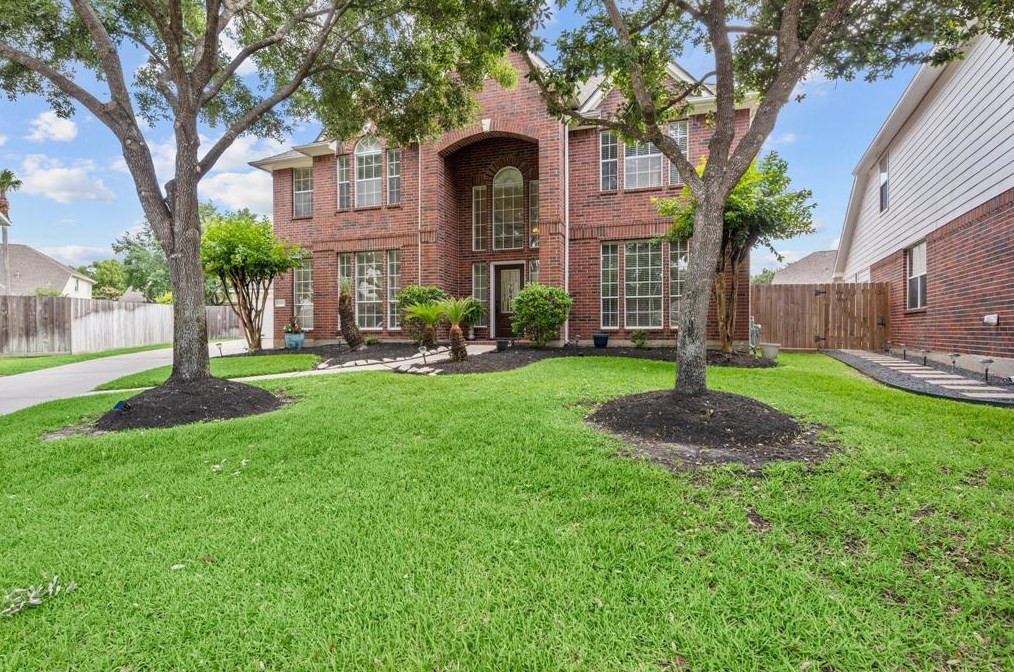 6010 Foxland Ct, Spring, TX 77379-2425