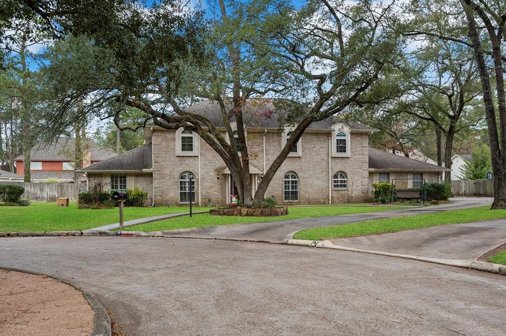 17818 Comoro Ln, Spring, TX 77379-6137
