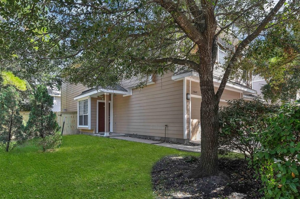 17642 Olympic Park Ln, Humble, TX 77346