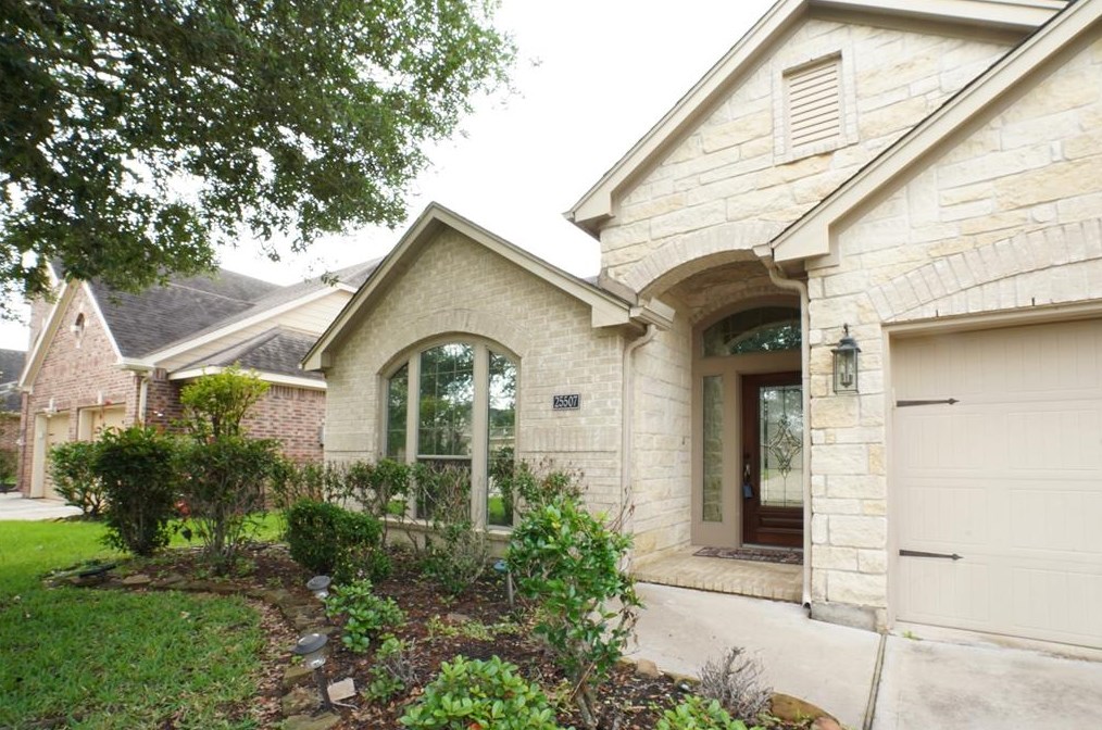 25507 Lockspur Dr, Richmond, TX 77406