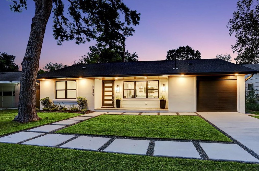 5325 Viking Dr, Houston, TX 77092