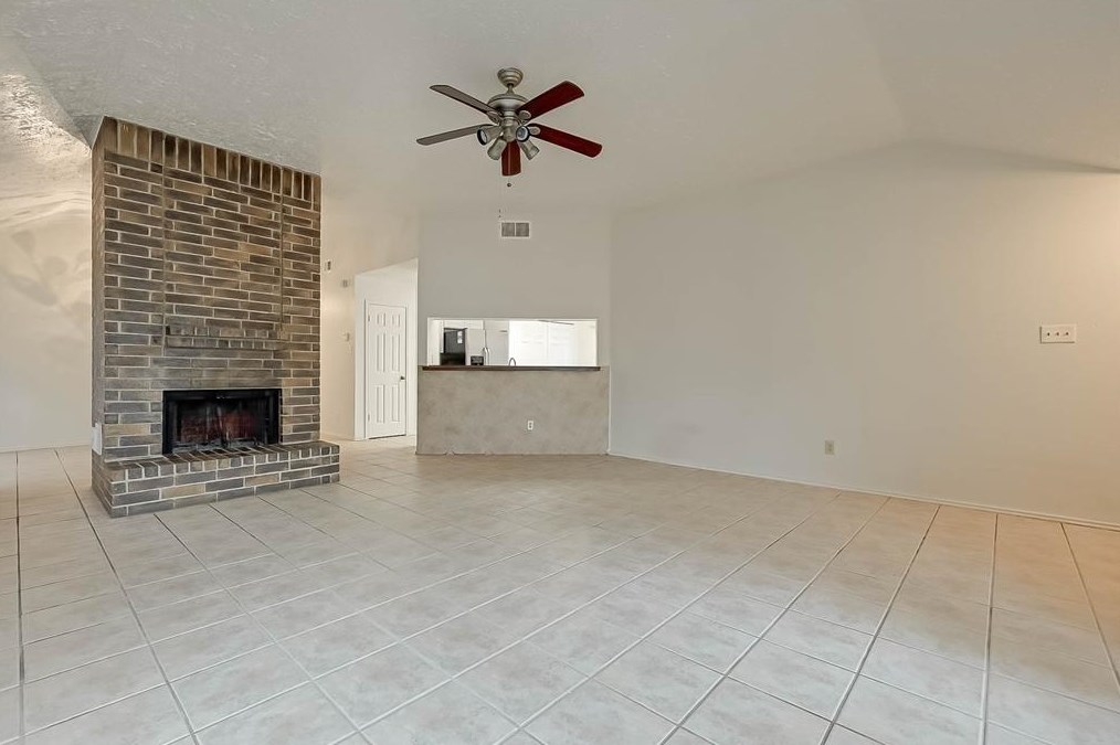 3534 Santa Rosa Ln, Sugar Land, TX 77478