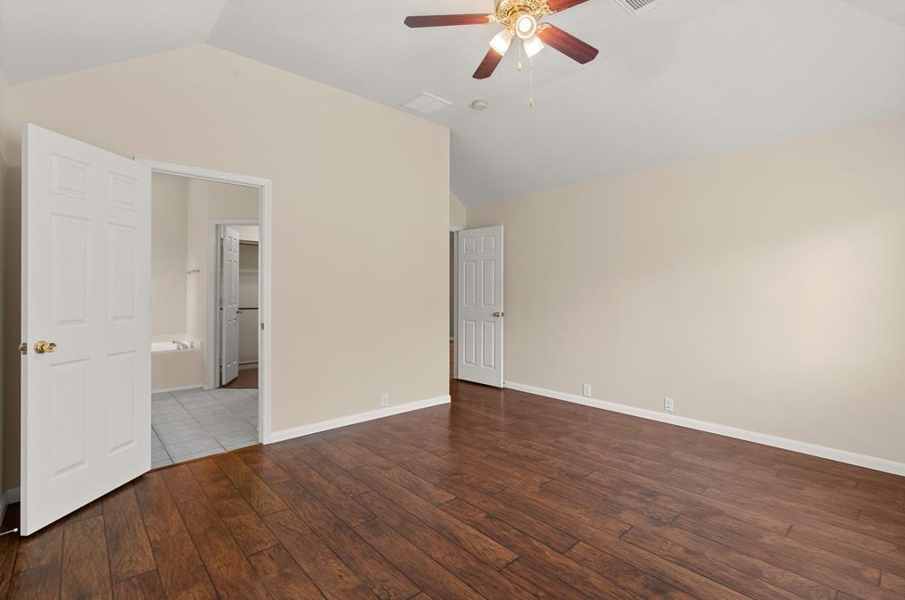 11854 Leaf Oak Dr, Houston TX  77065-5226 exterior